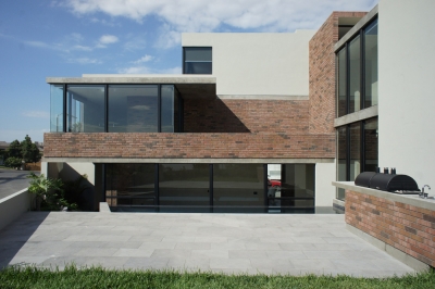 House Tijuana T38 Studio