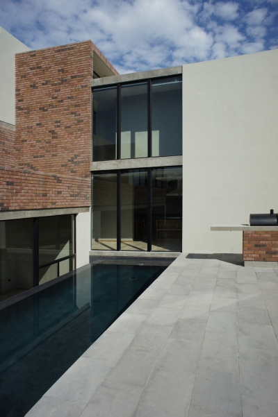 House Tijuana T38 Studio
