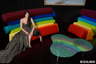 Iris Sofa