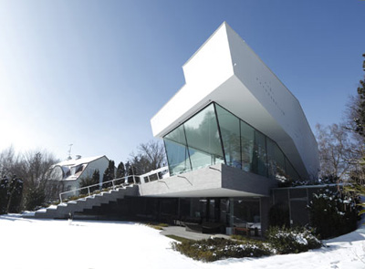 http://www.archiscene.net/wp-content/uploads/2011/07/House-R-in-Germany011.jpg