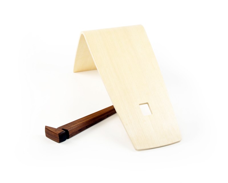  - One-Legged-Table-by-Andrew-Kopp-Design04