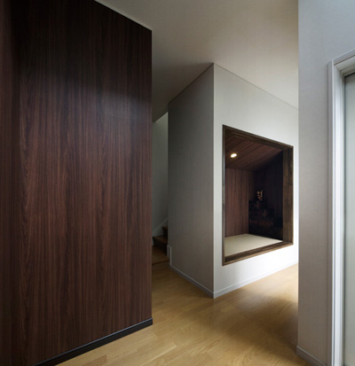 Hansha Reflection House