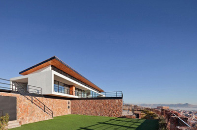 Casa Camino Parque Humano