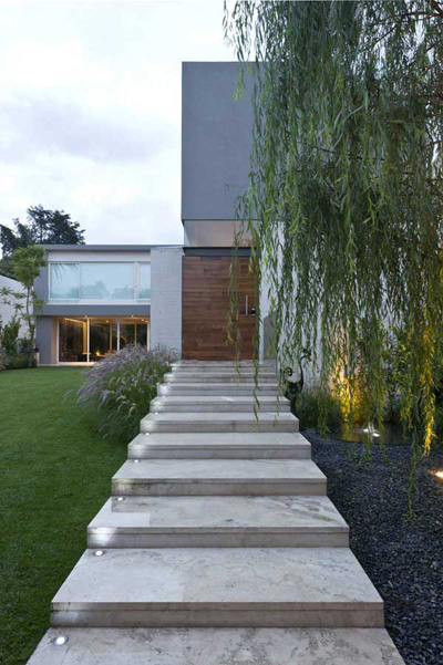 AE House twentyfourseven