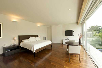 AE House twentyfourseven