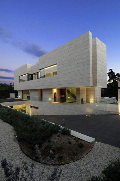 Simphony House by A-cero