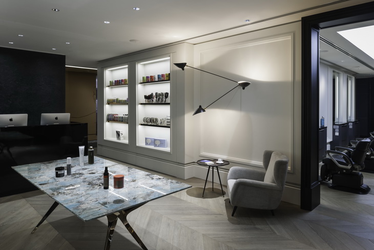 BRUNEBLONDE One Space