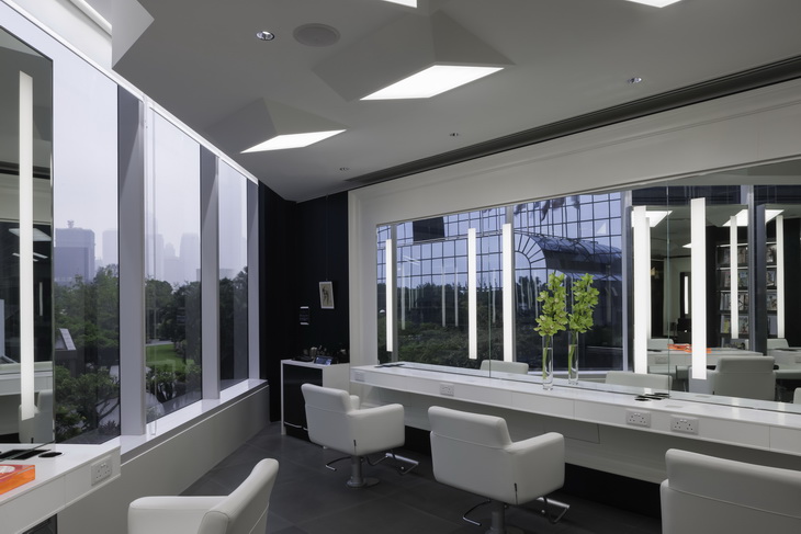 BRUNEBLONDE One Space