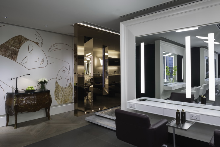 BRUNEBLONDE One Space