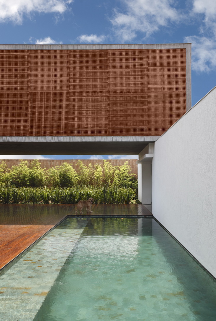 BT House Guilherme Torres