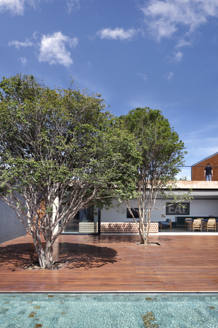 BT House Guilherme Torres