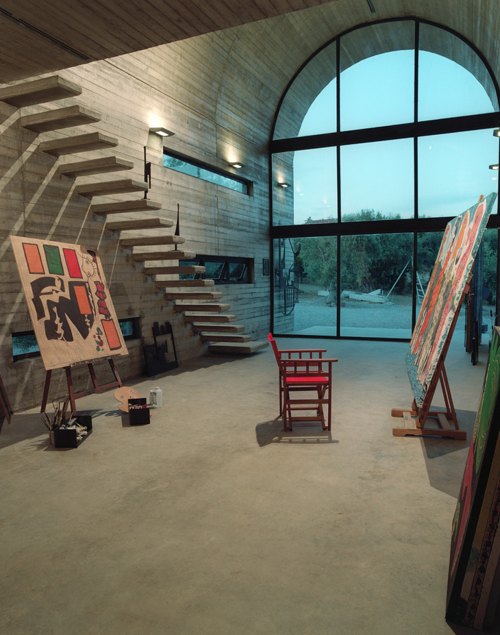 Art Warehouse A31