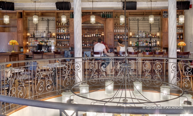 Belle Amie Zita Team