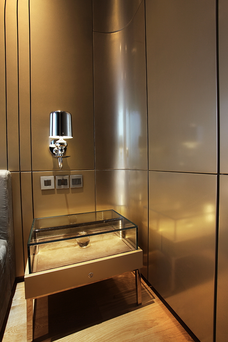 Fashionable Apartment AS Design