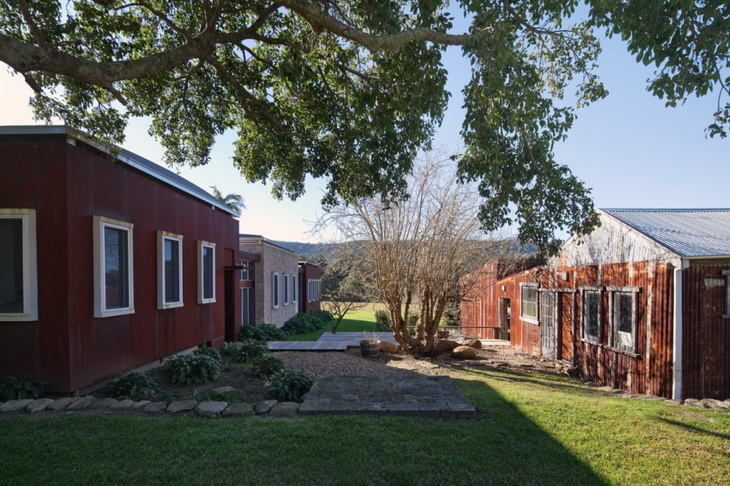 Foxground Farmhouse Roth