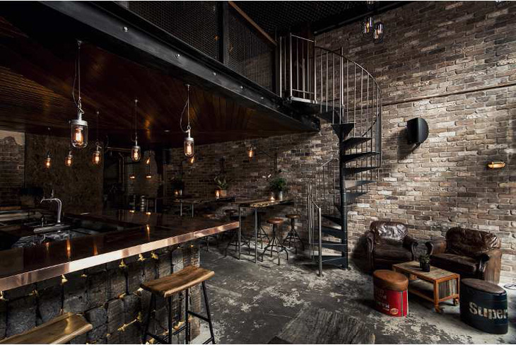 Donny’s Bar