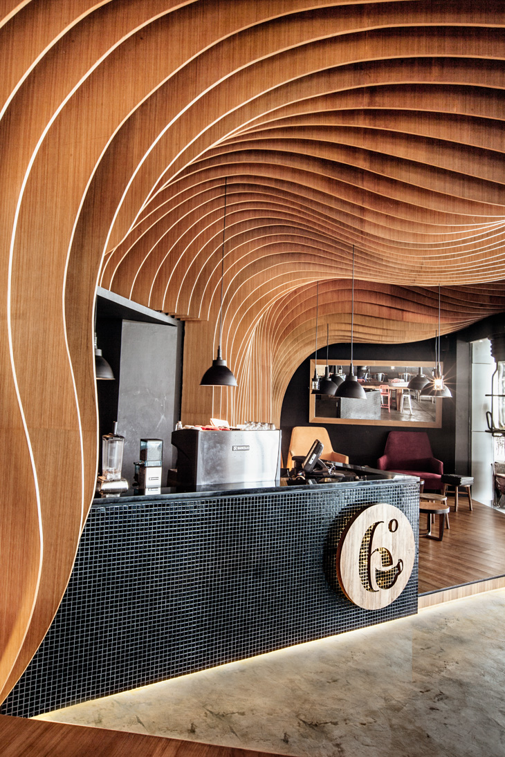 Six Degrees Cafe