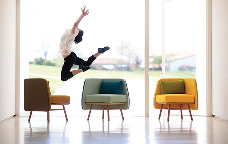 Bi Silla . Chair