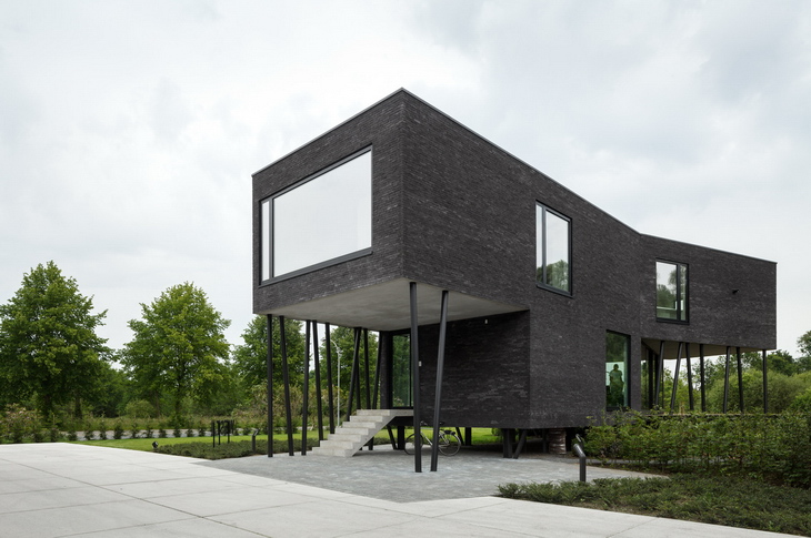 Brick office Wastiau