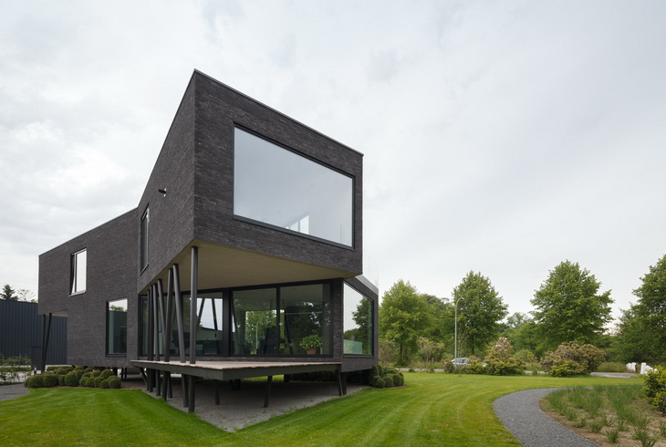 Brick office Wastiau