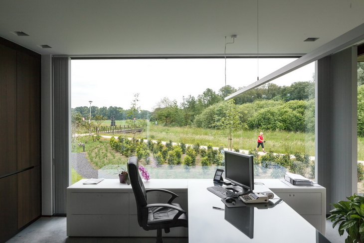 Brick office Wastiau