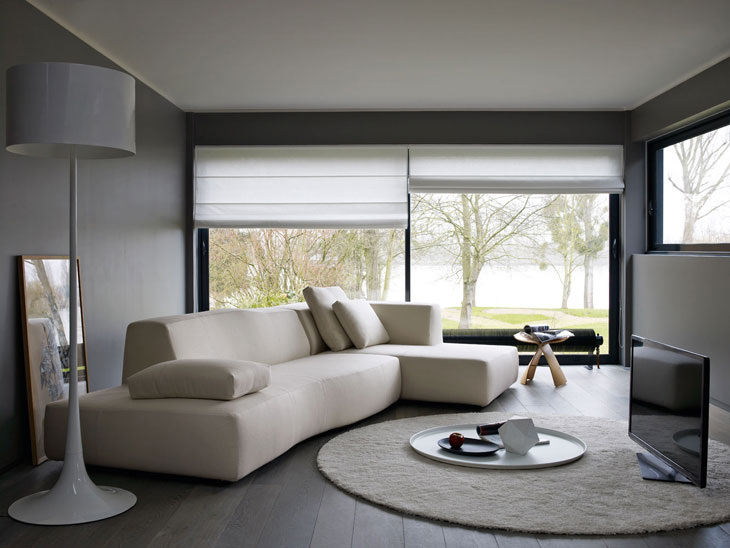 Bend-Sofa-by-Patricia-Urquiola-01