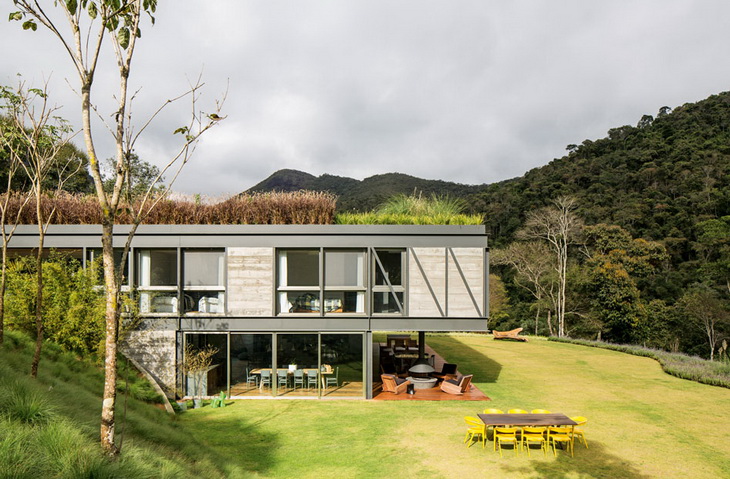 JG House