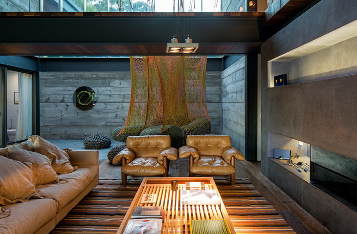 JG House