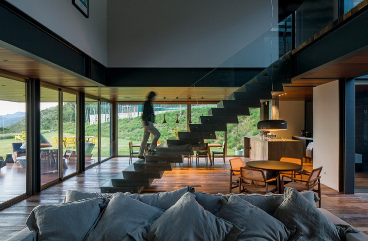 JG House