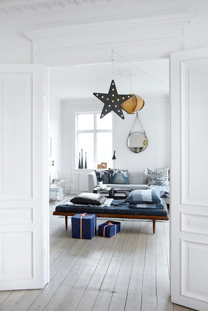 Festive Kopenhagen Apartment evokes Holiday Spirit