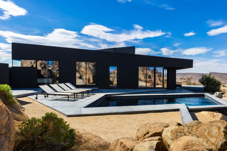 The Black Desert House by Marc Atlan + Oller & Pejic