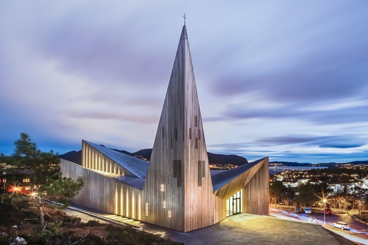 Community Church Knarvik by Reiulf Ramstad Architects