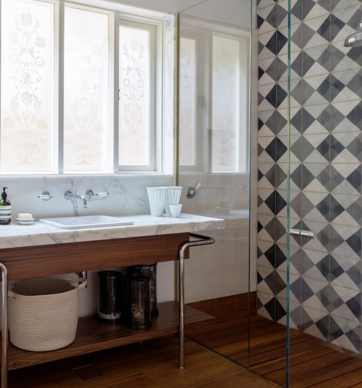 Heritage Treasure Chest gif (7)