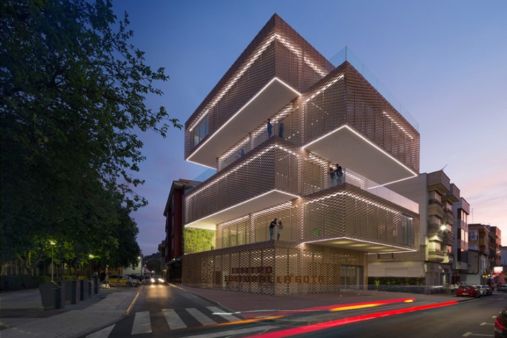 La Gota Cultural Center and Tobacco Museum by Ramiro Losada and Alberto García