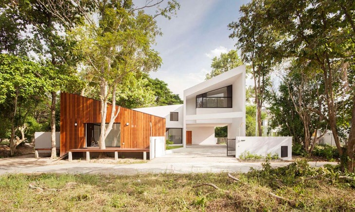 Mae Kao Canal House by Ekar Architects