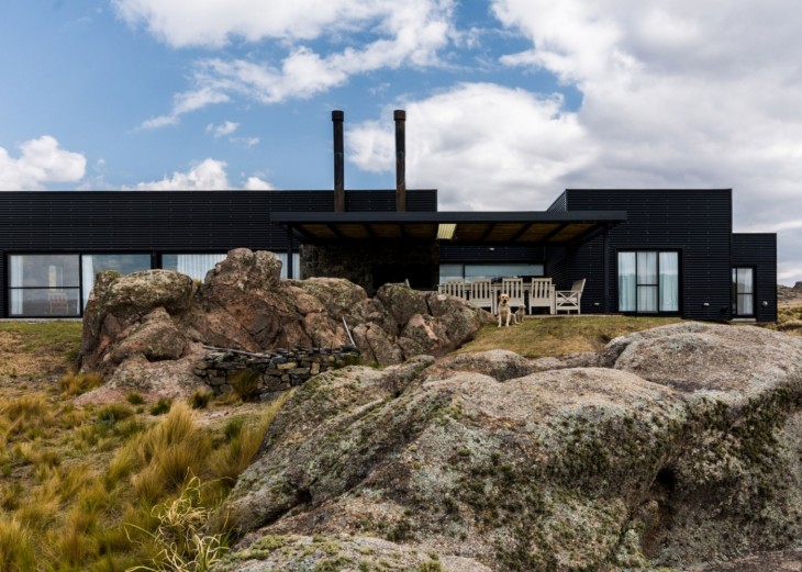 Pampa House by Mariana Palacios