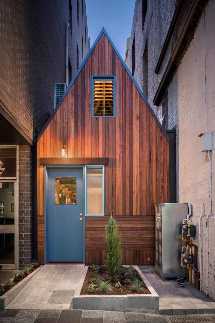 Pink Moon Saloon by Sans-Arc Studio (2)