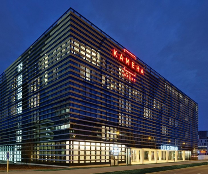 Take a look at the luxury interior of the Kameha (1)