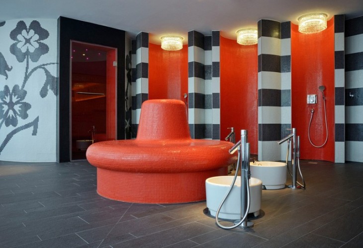 Take a look at the luxury interior of the Kameha (12)