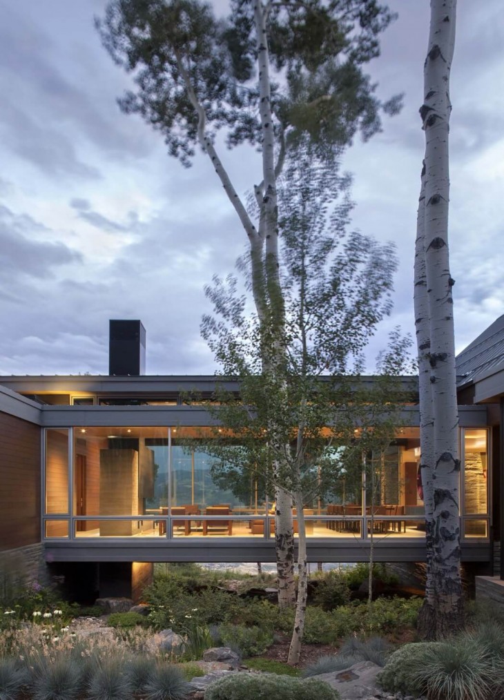 Bridge House by CCY Architects