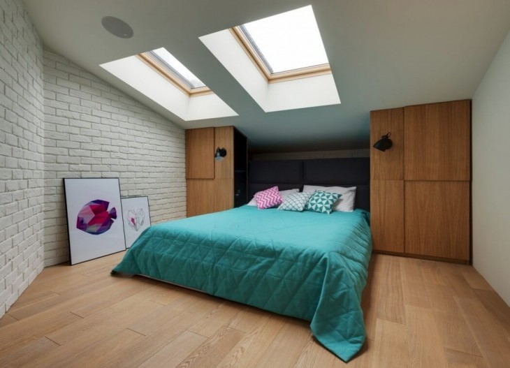 Creative Apartment with a Slide (7)