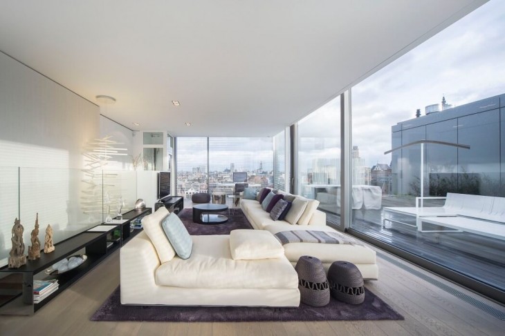 Home 1051 by Filip Deslee