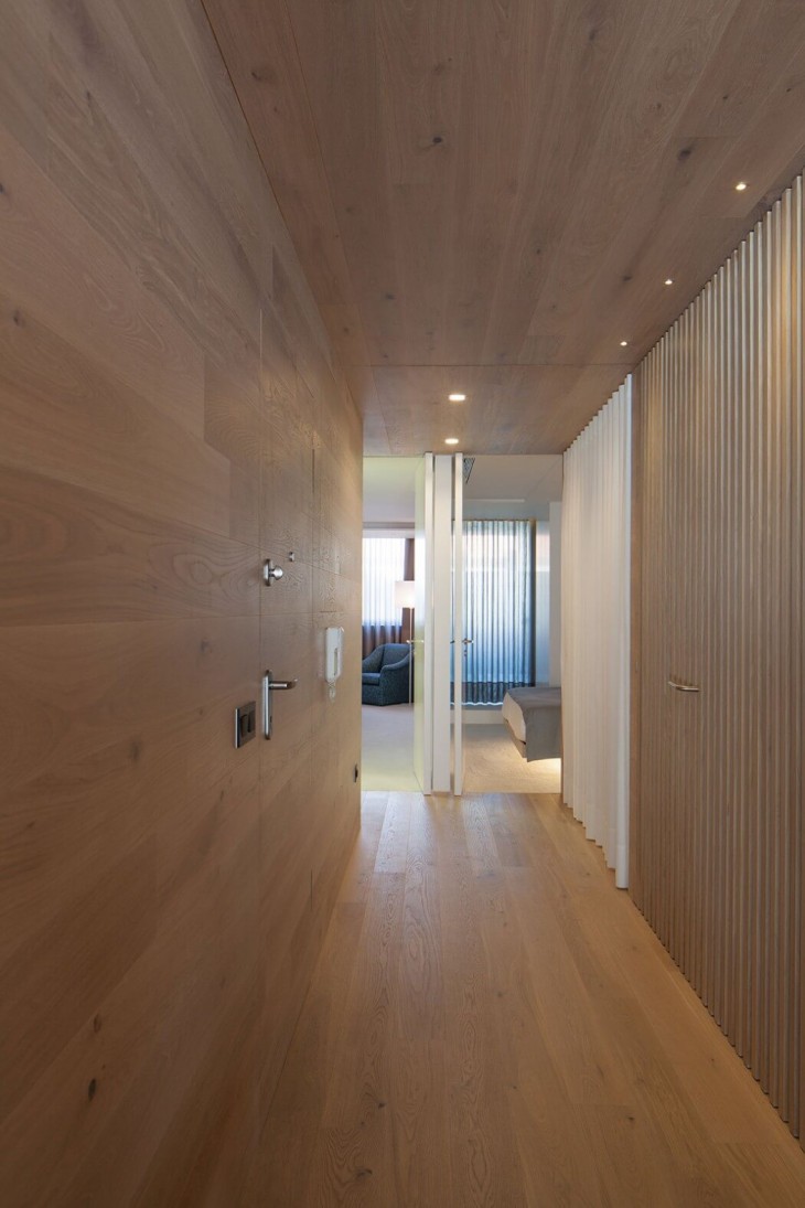 Seafront Apartment (4)