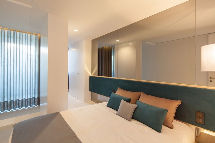 Seafront Apartment (8)