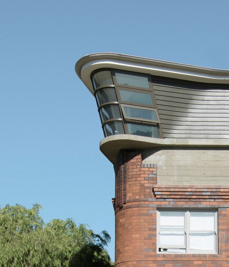 Luigi Rosselli Architects The Bow Window Penthouse 04