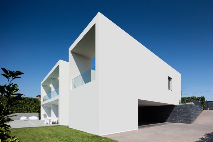 Vila do Conde House by Raulino Silva Arquitecto