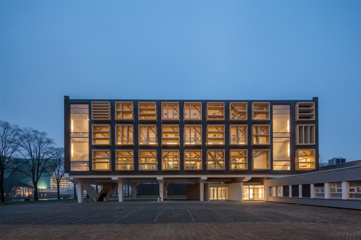 Building 27E by bureau SLA