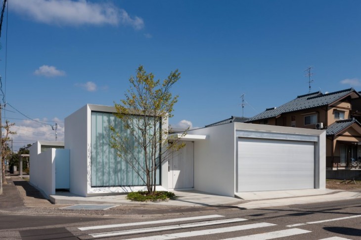 Modern House by Fujiki (2)