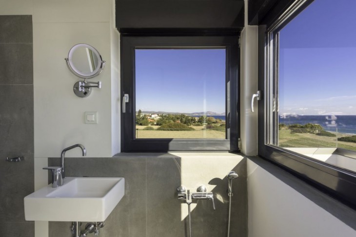 Albatross Residence by Andreas Chadzis (2)