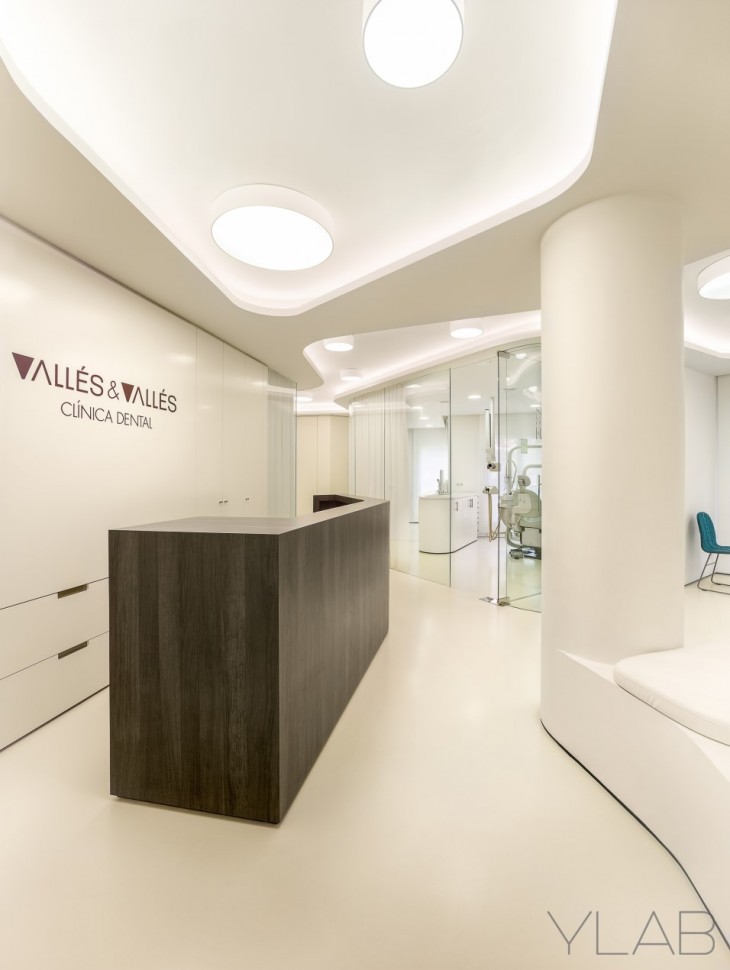 Dental Office Valles & Valles (14)